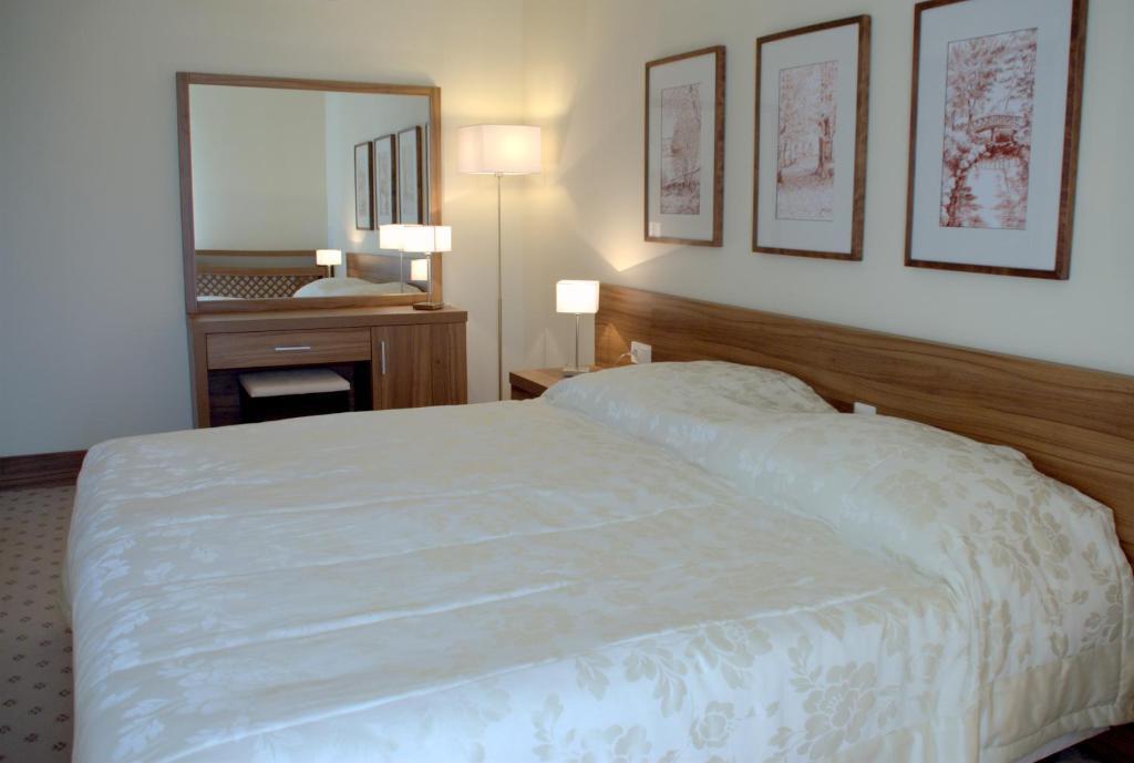 Hotel Termy Palacowe Nałęczów Habitación foto