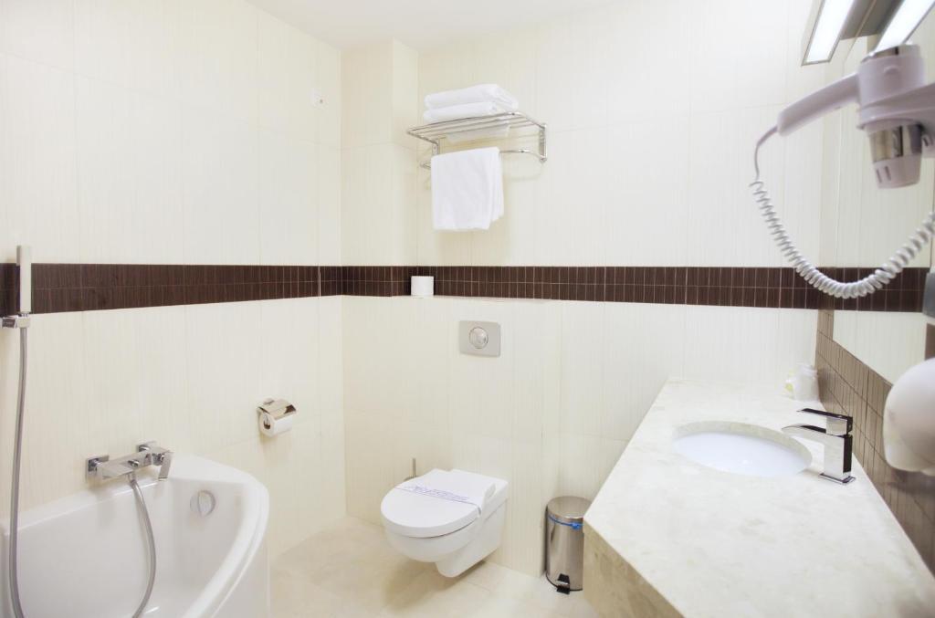 Hotel Termy Palacowe Nałęczów Habitación foto